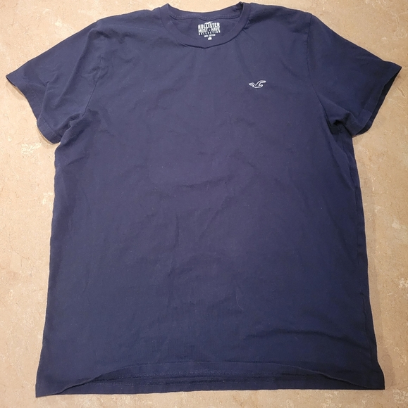 Hollister T-Shirt - Picture 1 of 4